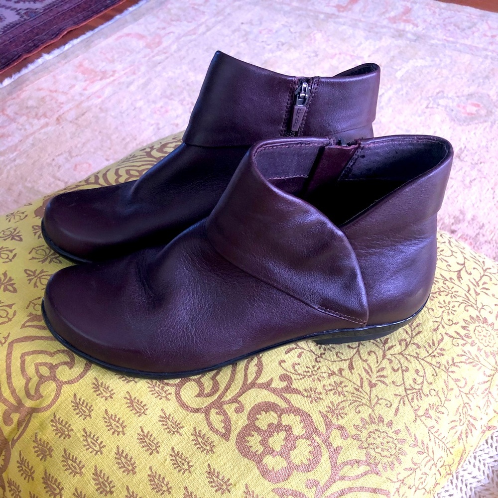Dansko ankle boot booties brown 39
